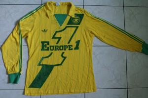 Maillot 1982-1983 avant.JPG