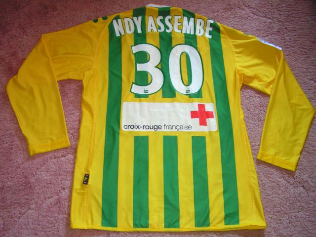 Maillot 2010-2011 N DY ASSEMBE port__ NIMES-NANTES   Arri__re.JPG