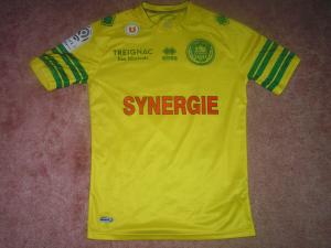 Maillot 2013-2014 port__ par BESSAT lors NANTES-OM Avant.JPG