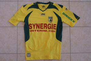 Maillot 2006-2007 DIOP MC avant.JPG