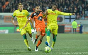 Maillot manches longues GAKPE port__ lors LORIENT-NANTES.jpg