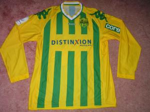 Maillot 2010-2011 N DY ASSEMBE port__ NIMES-NANTES   Avant.JPG