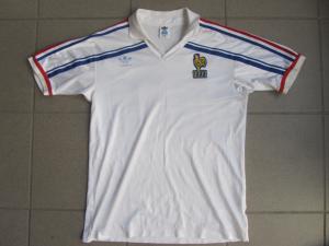 PLATINI Michel port__ lors coupe du monde 1986  Avant.JPG