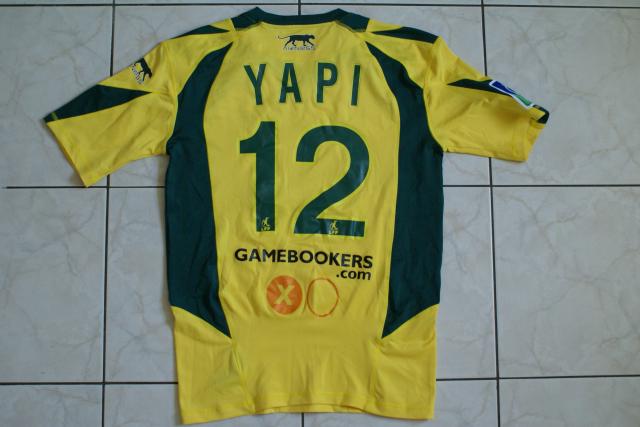 Maillot 2006 - 2007  MC domicile 1 - pr__par__ pour  Gilles YAPI - Arri__re.JPG