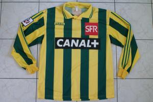 Maillot 1997 - 1998 CdL Japhet N DORAM - Avant.JPG