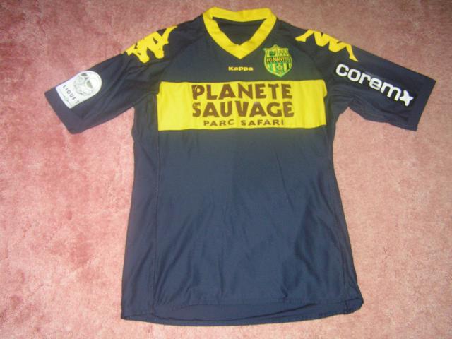 Maillot 2010-2011 REIMS NANTES port__ par DEBLE - Avant.JPG