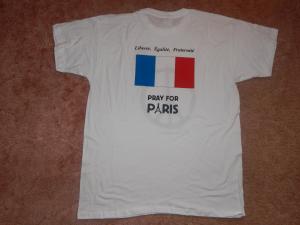 Tee-shit PRAY FOR PARIS port__ lors NANTES-MONACO 2015-2016 Arri__re.JPG