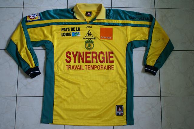 Maillot 2001-2002 LASPALLES Nicolas avant.JPG