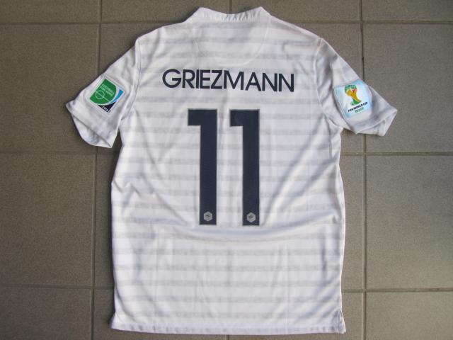 GRIEZMANN Antoine port__ le 30-06-14 lors France - Nigeria Arri__re.JPG