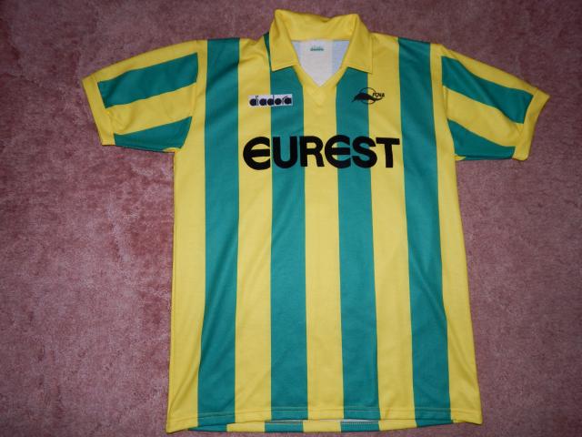 Maillot 1994-1995 port__ par nmr 9  Avant.JPG