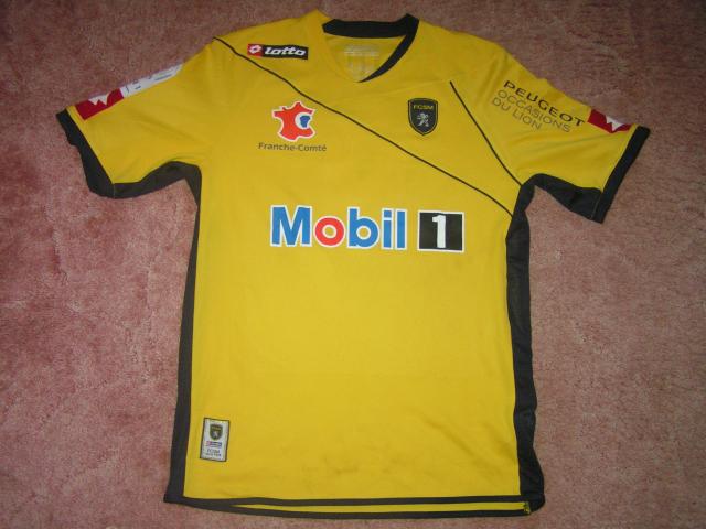 Maillot PRIVAT Sloan port__ lors AJACCIO-SOCHAUX Avant.JPG