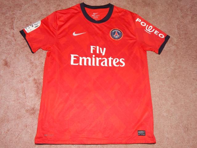 HOARAU Guillaume port__ PSG saison 2010-2011  Avant.JPG