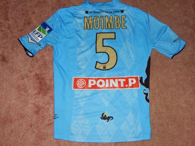 MOIMBE Wilfried port__ avec TOURS en  coupe de la Ligue 2012-2013 Arri__re.JPG
