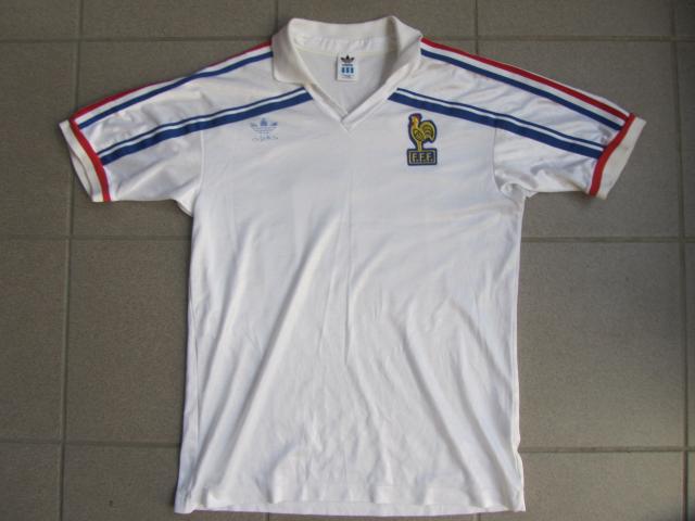 PLATINI Michel port__ lors coupe du monde 1986  Avant.JPG