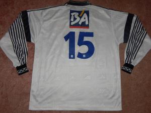 CAZARELLY Christophe port__ avec LAVAL saison 1996-1997    Arri__re.JPG